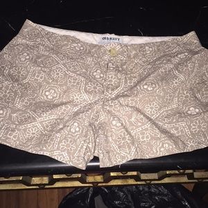 Old navy floral shorts
